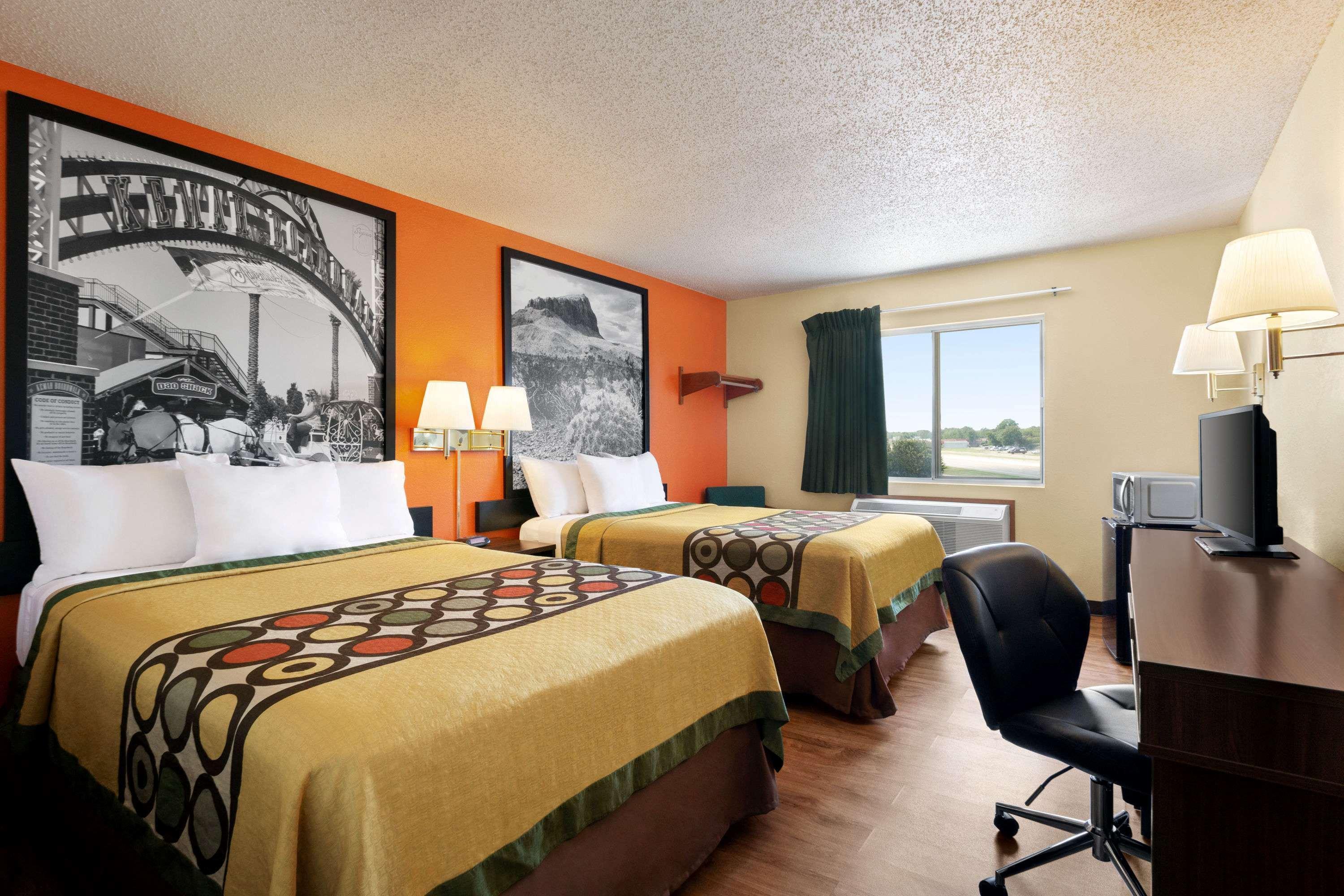 Super 8 By Wyndham Waco University Area Экстерьер фото